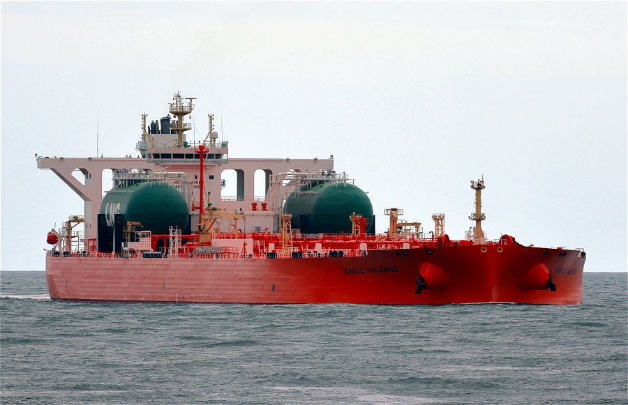 Eagle Valence underway at sea, bow view with LNG fuel tanks visible